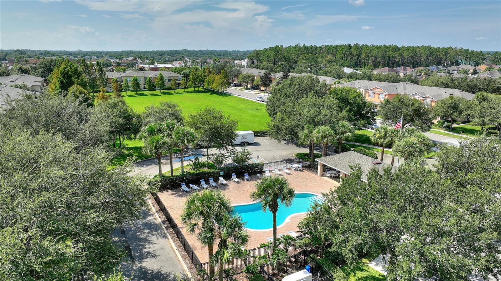 Image 5 of 48 For 1220 Priory Circle