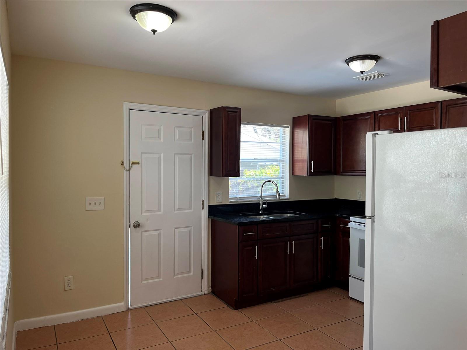 Image 3 of 10 For 300 Orange Avenue B