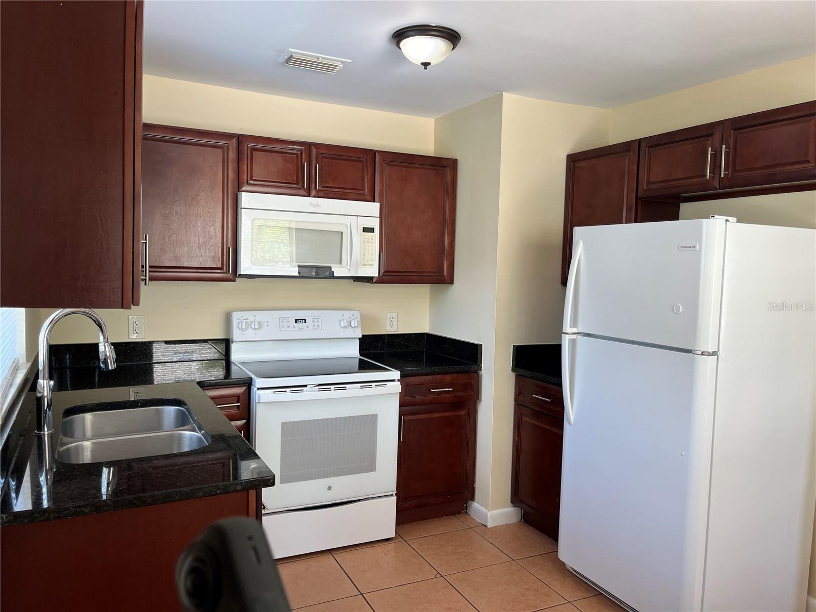 Image 4 of 10 For 300 Orange Avenue B