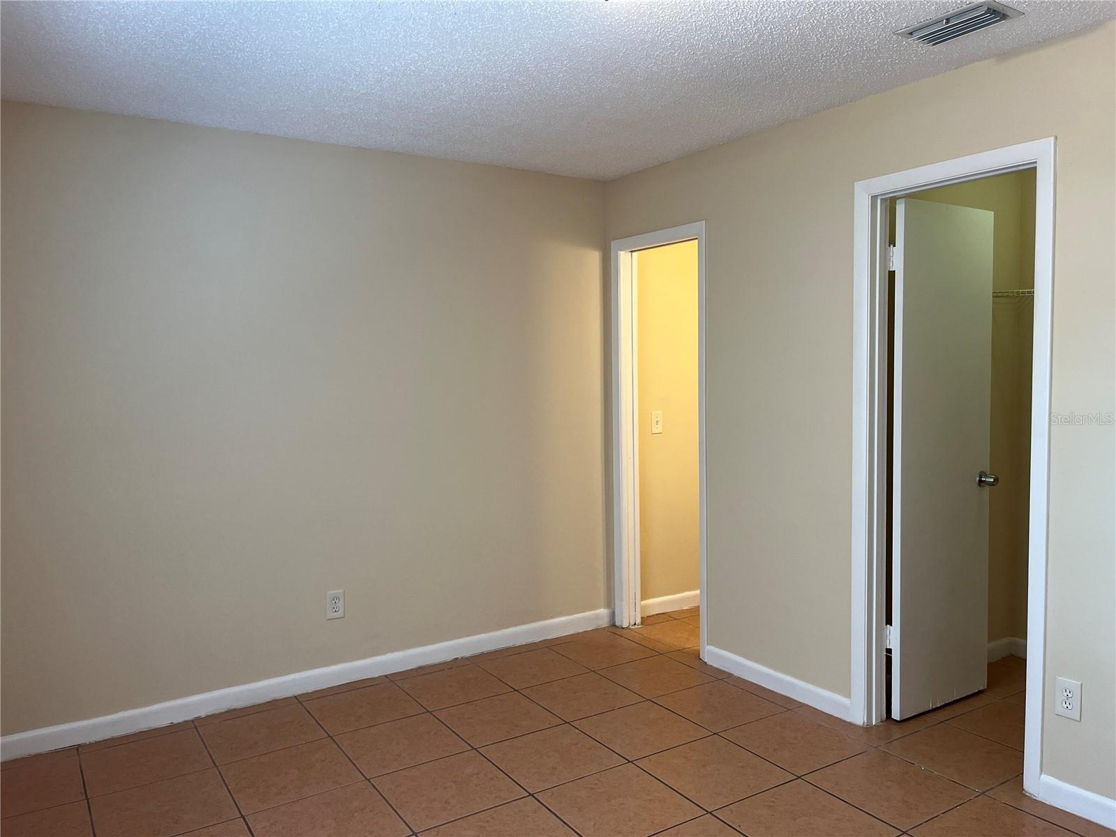 Image 9 of 10 For 300 Orange Avenue B