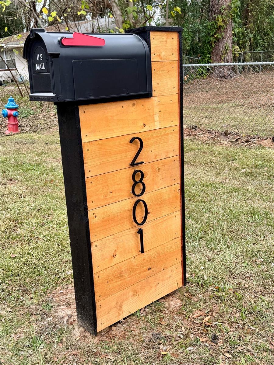 Image 3 of 35 For 2801 28th Road