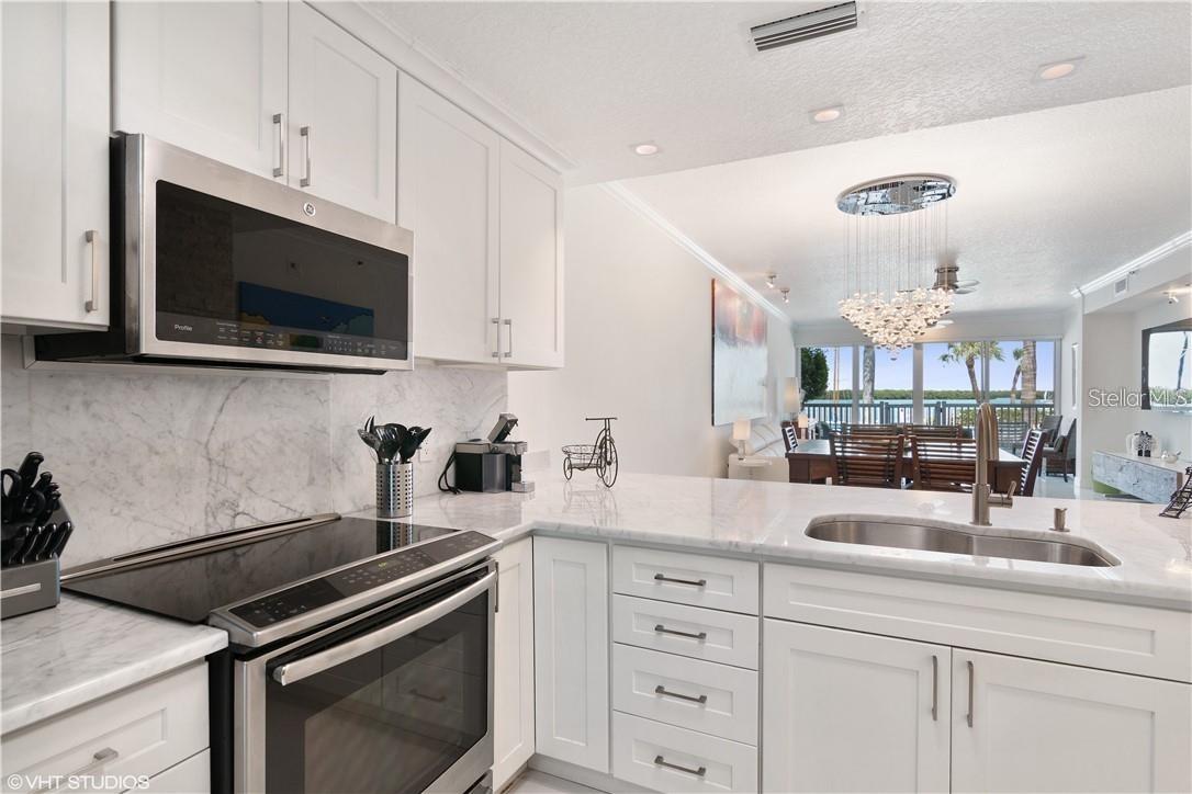 Image 6 of 20 For 615 Dream Island Road 107