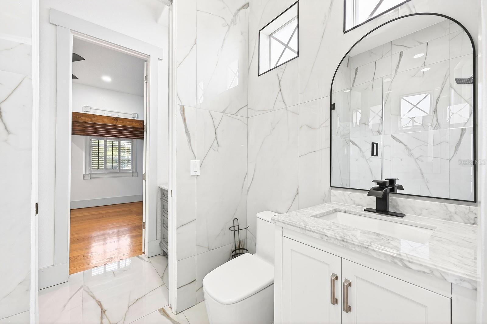 Image 35 of 73 For 14255 Hampshire Bay Circle