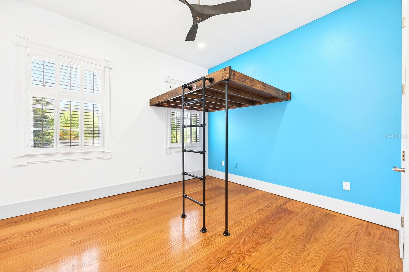 Image 36 of 73 For 14255 Hampshire Bay Circle