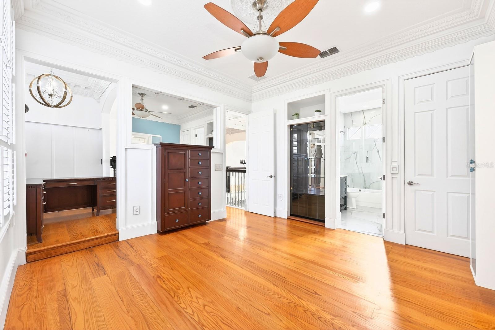 Image 39 of 73 For 14255 Hampshire Bay Circle