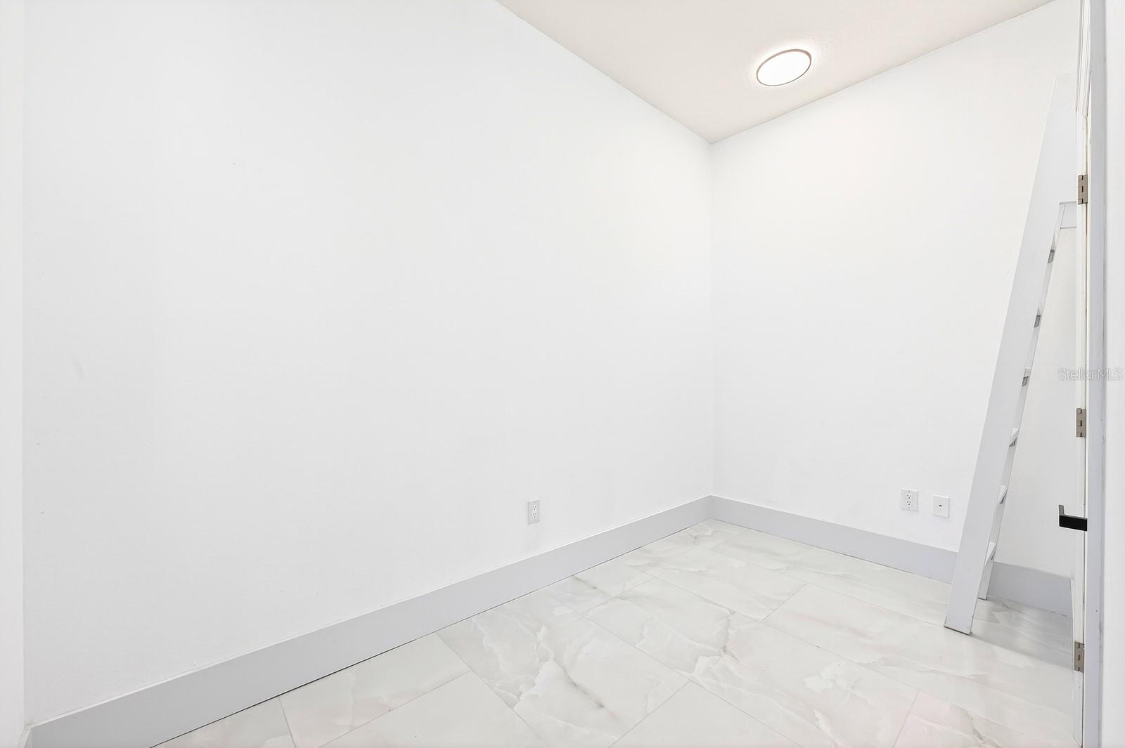 Image 72 of 73 For 14255 Hampshire Bay Circle