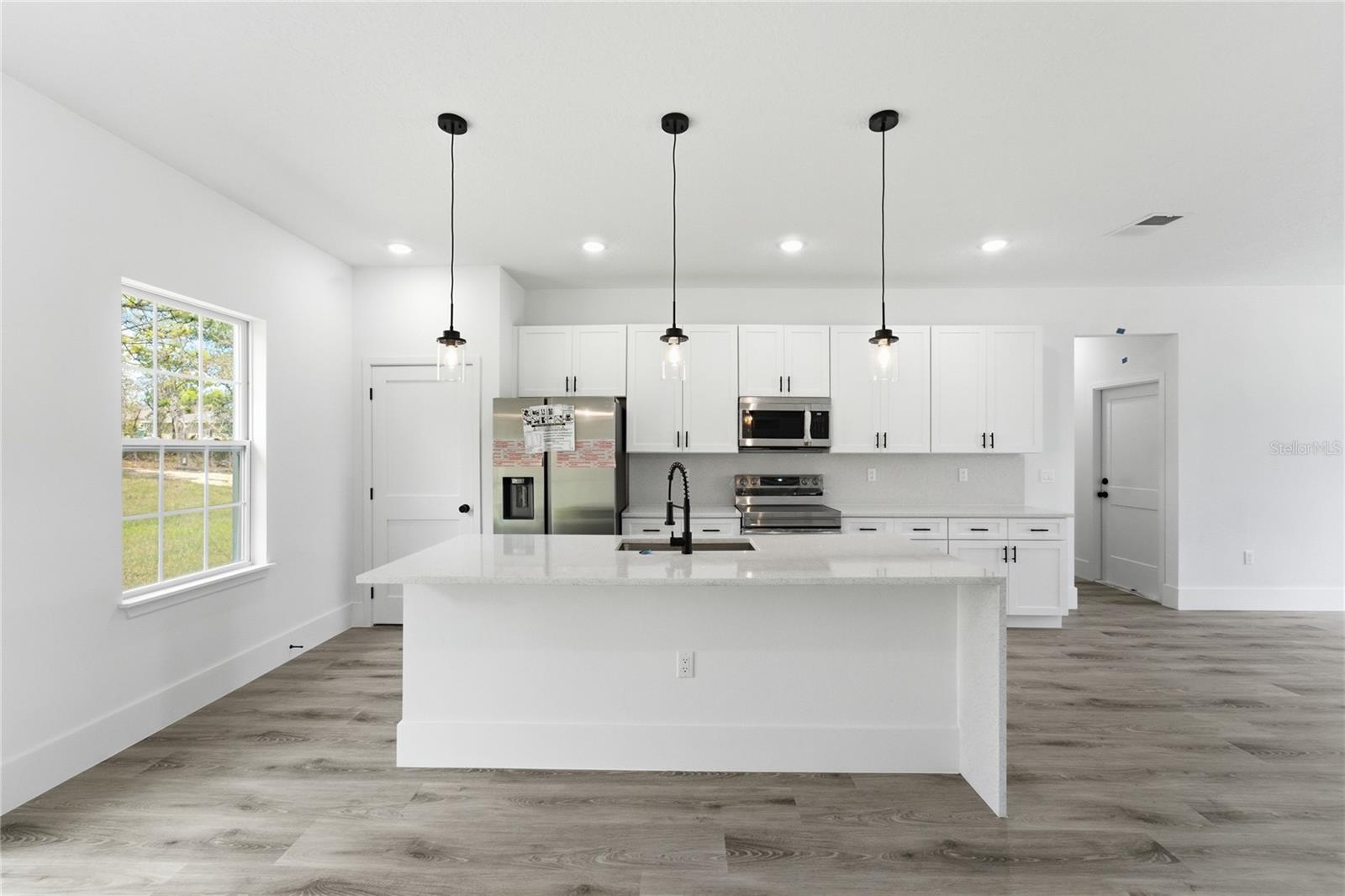 Image 10 of 31 For 2861 Dellwood Street