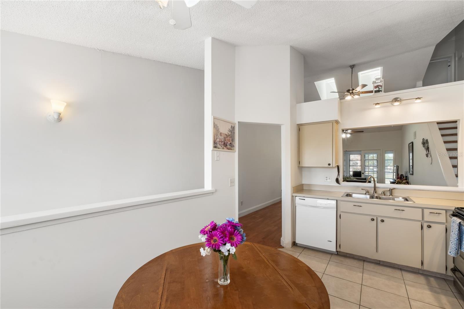 Image 5 of 17 For 4368 Middlebrook Road 4368