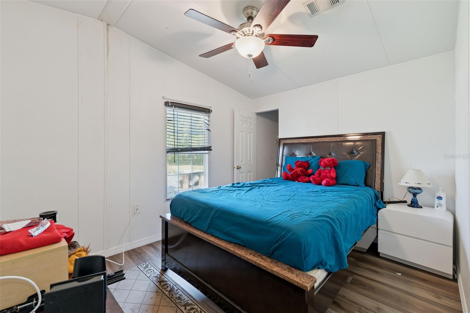 Image 11 of 35 For 33601 Tammy Lane