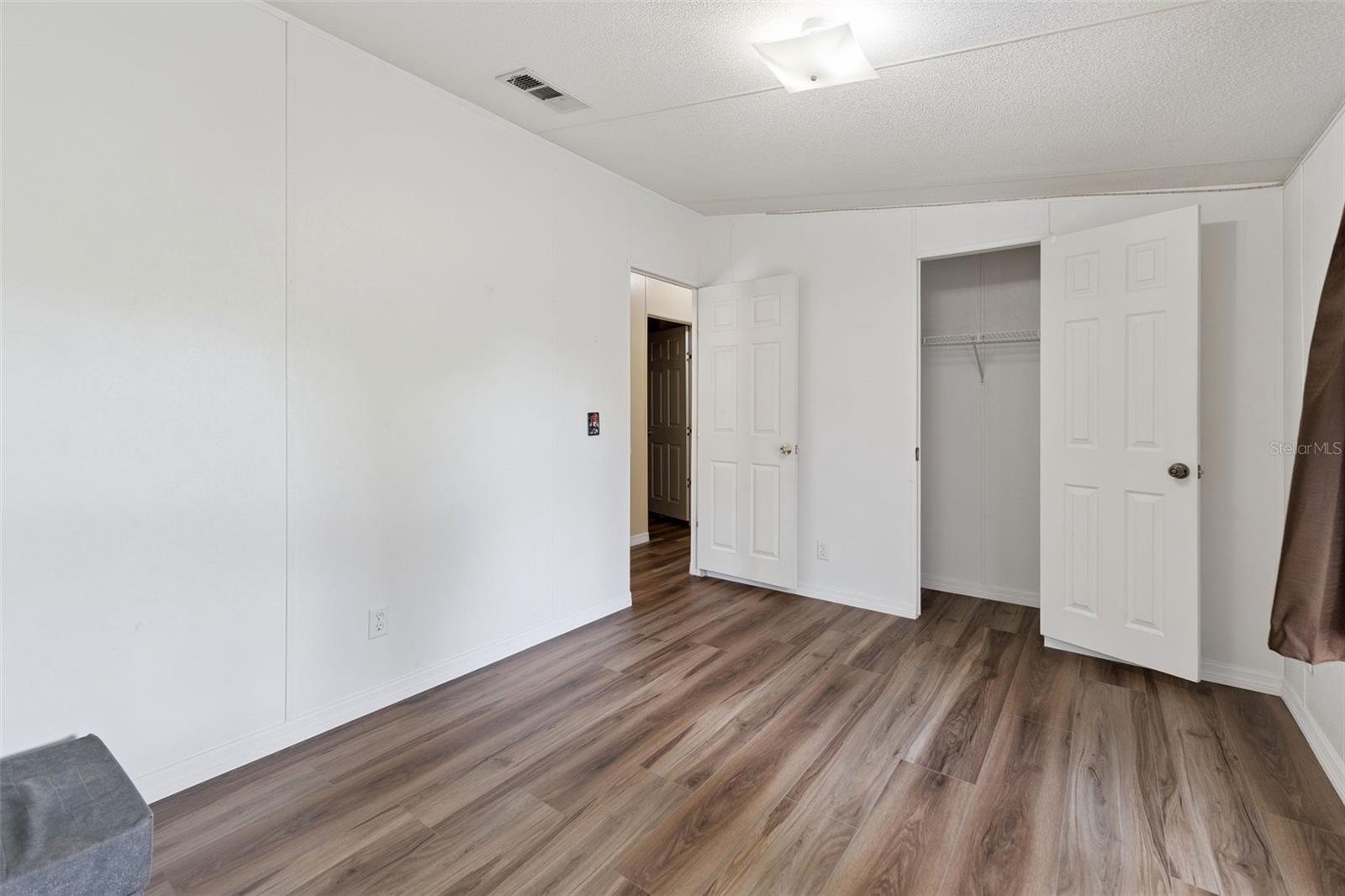 Image 18 of 35 For 33601 Tammy Lane