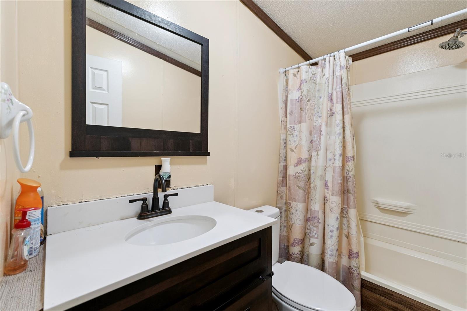 Image 22 of 35 For 33601 Tammy Lane