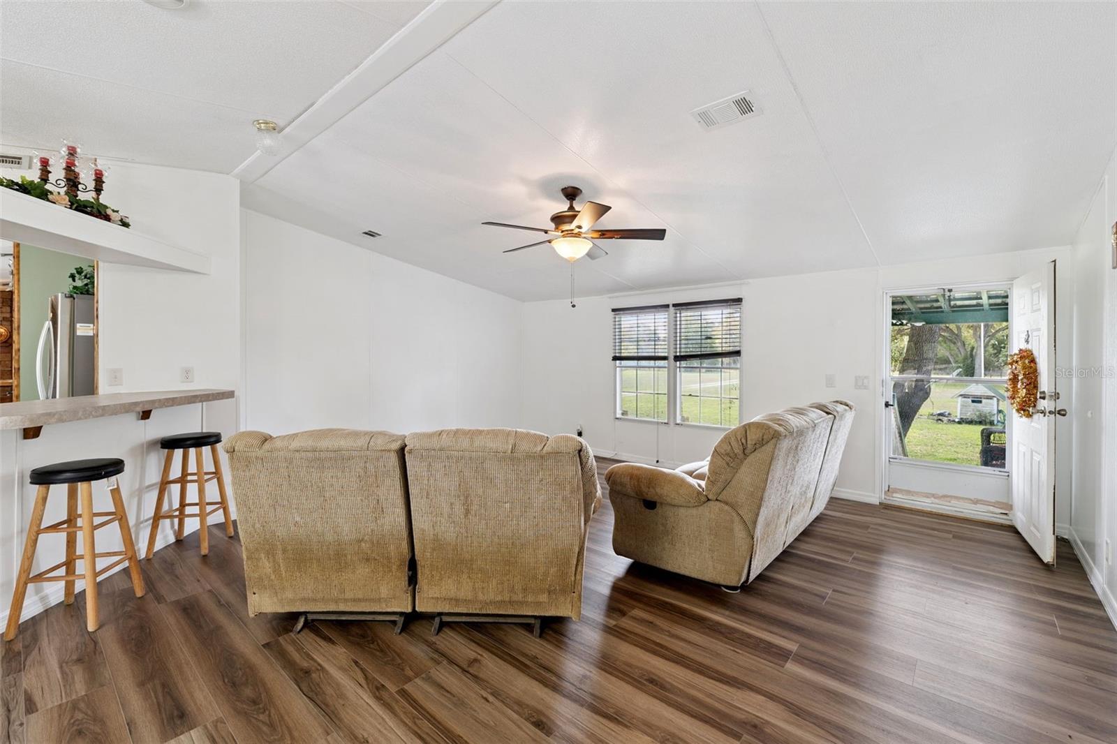 Image 4 of 35 For 33601 Tammy Lane