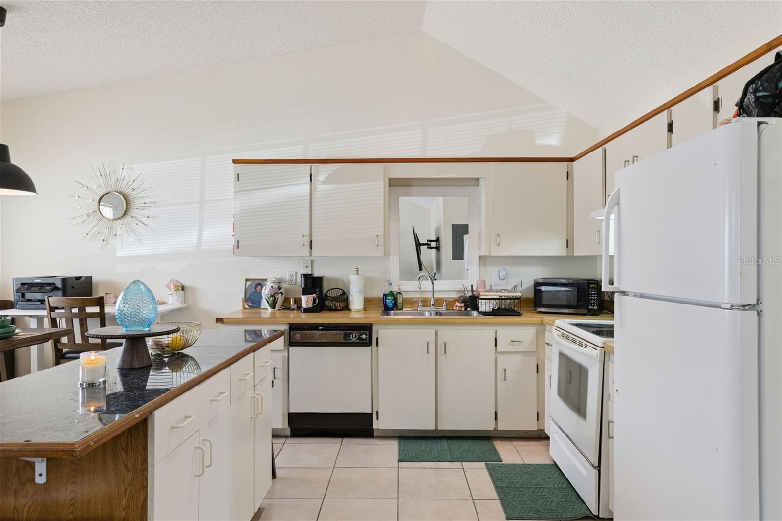 Image 11 of 36 For 220 Ridgecrest Loop