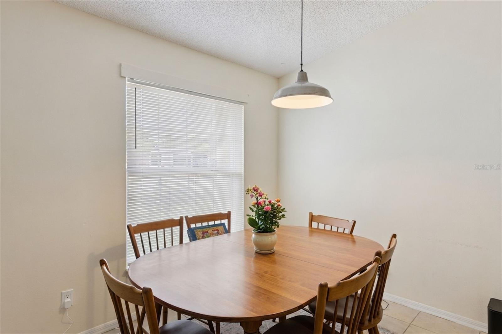 Image 19 of 36 For 220 Ridgecrest Loop