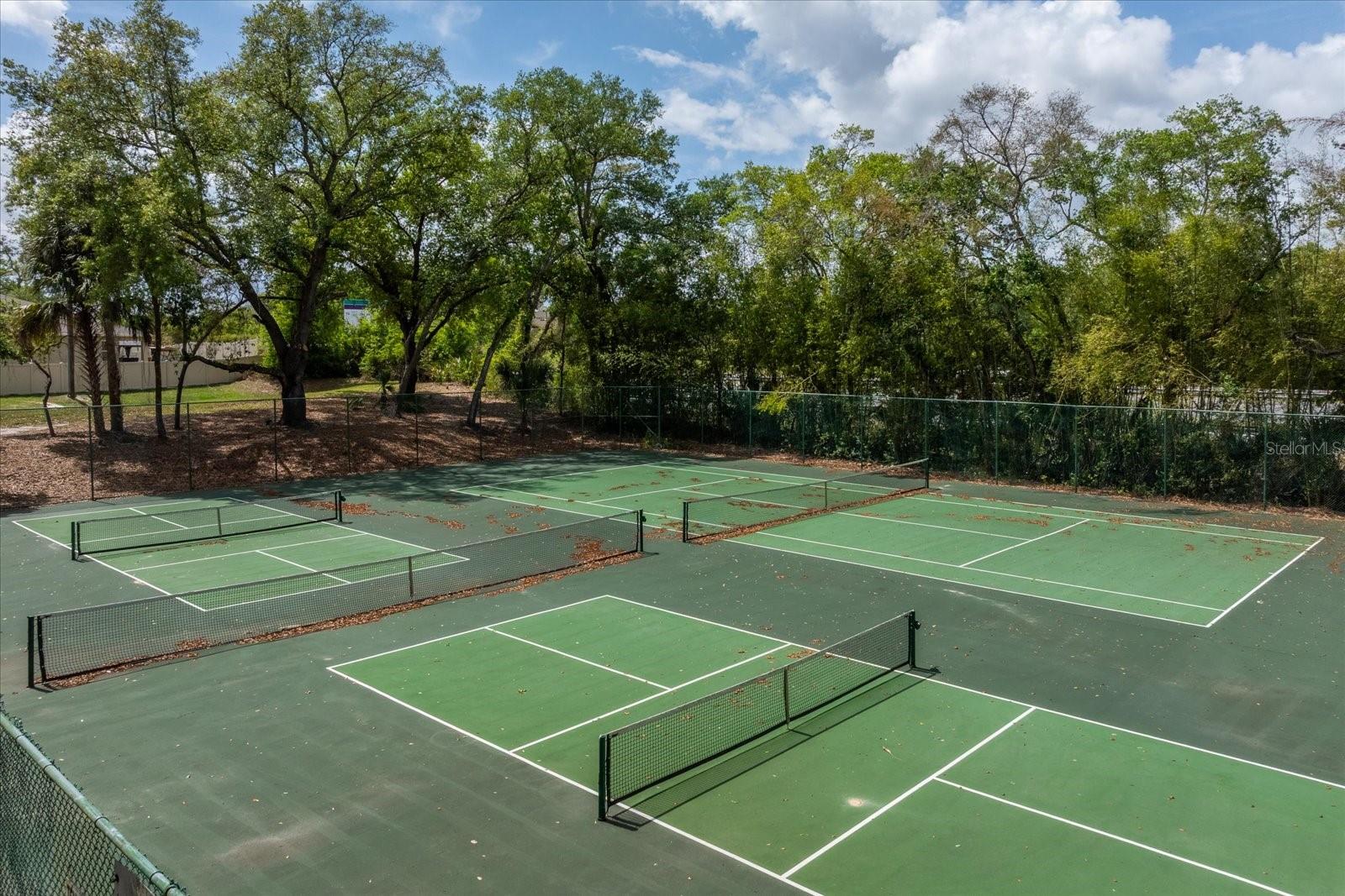 Image 38 of 42 For 1321 Ridge Lake Circle