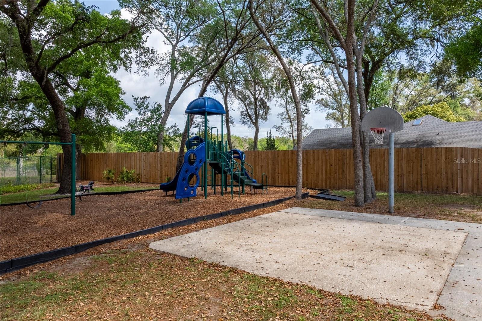 Image 39 of 42 For 1321 Ridge Lake Circle