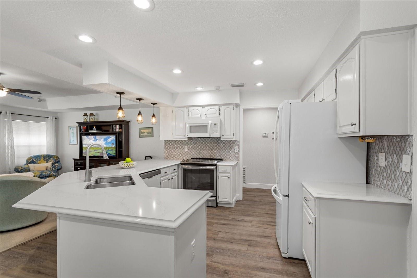 Image 9 of 42 For 1321 Ridge Lake Circle