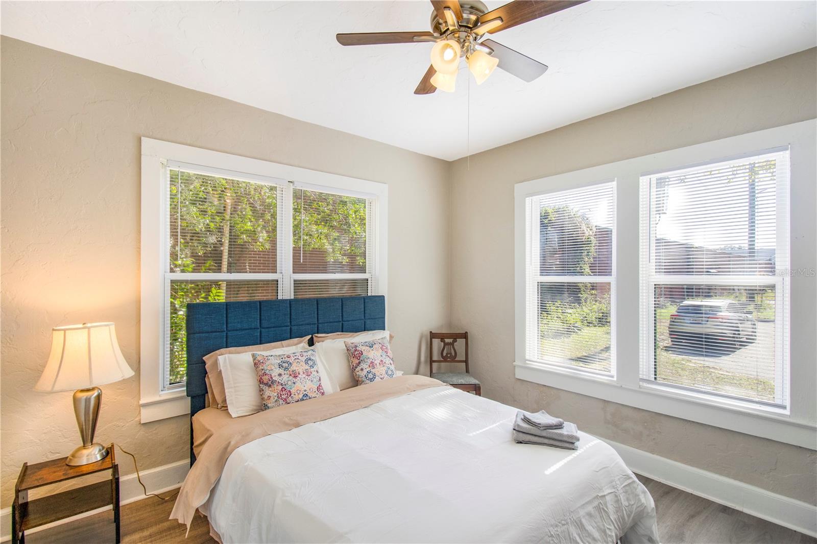 Image 17 of 25 For 702 2nd Avenue