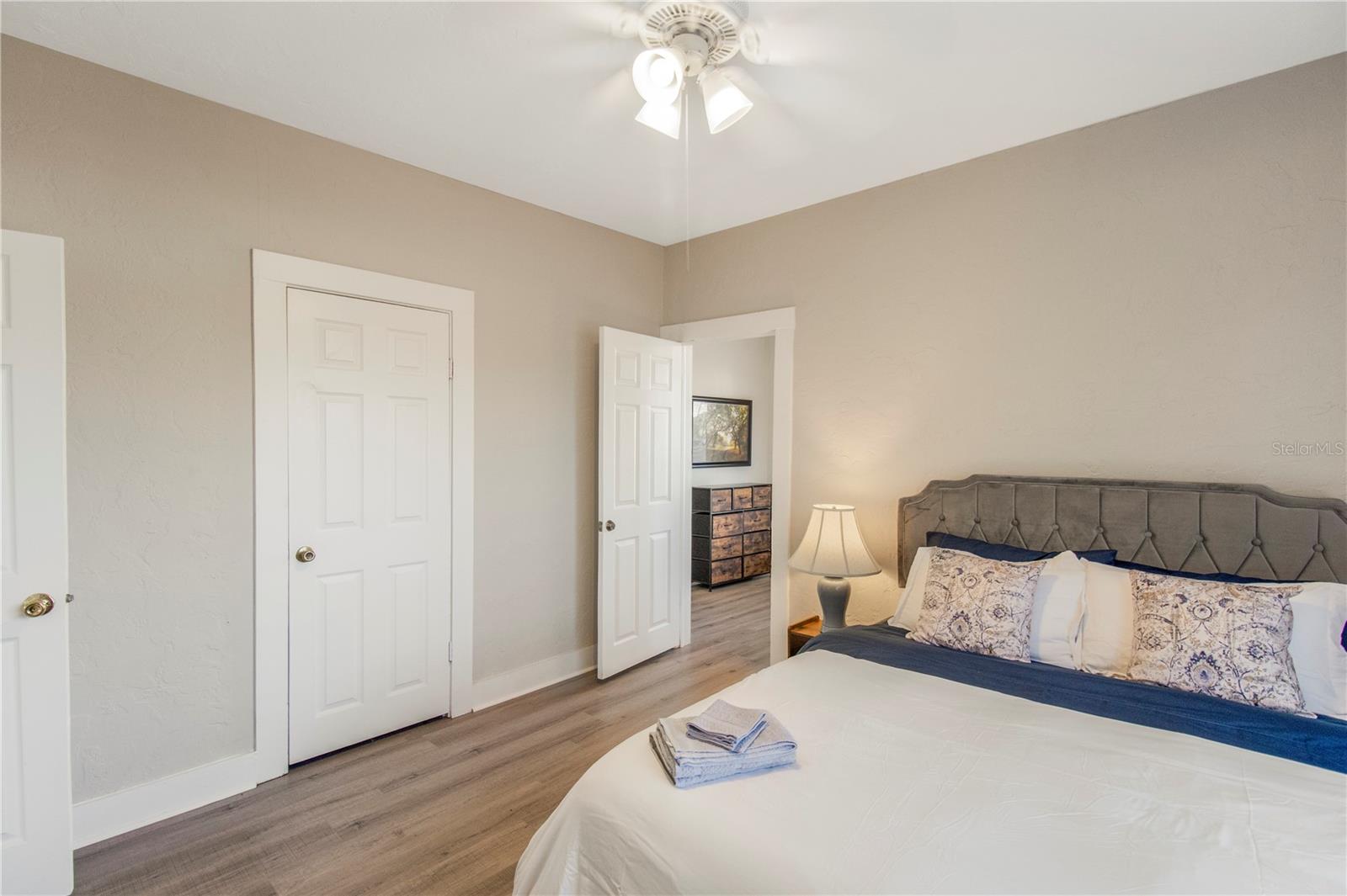 Image 23 of 25 For 702 2nd Avenue