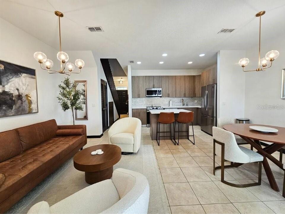 Image 2 of 2 For 2311 Caravelle Circle