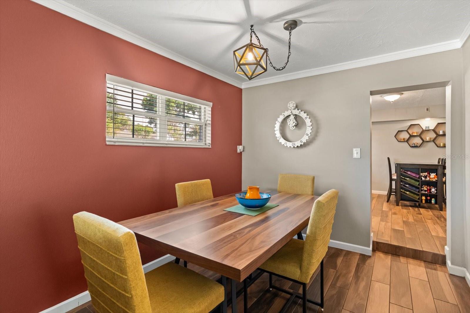 Image 16 of 43 For 2 Steele Street