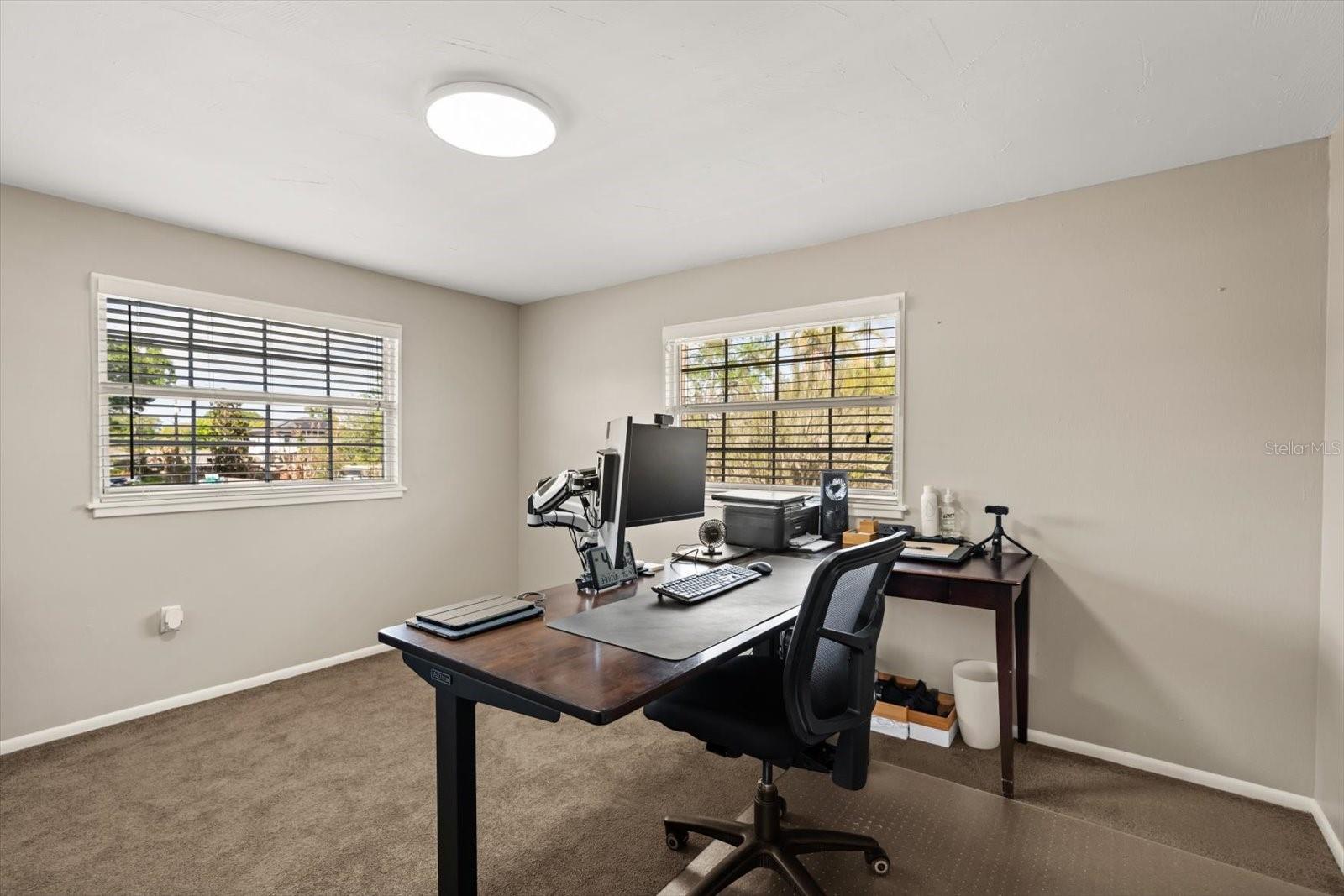 Image 25 of 43 For 2 Steele Street