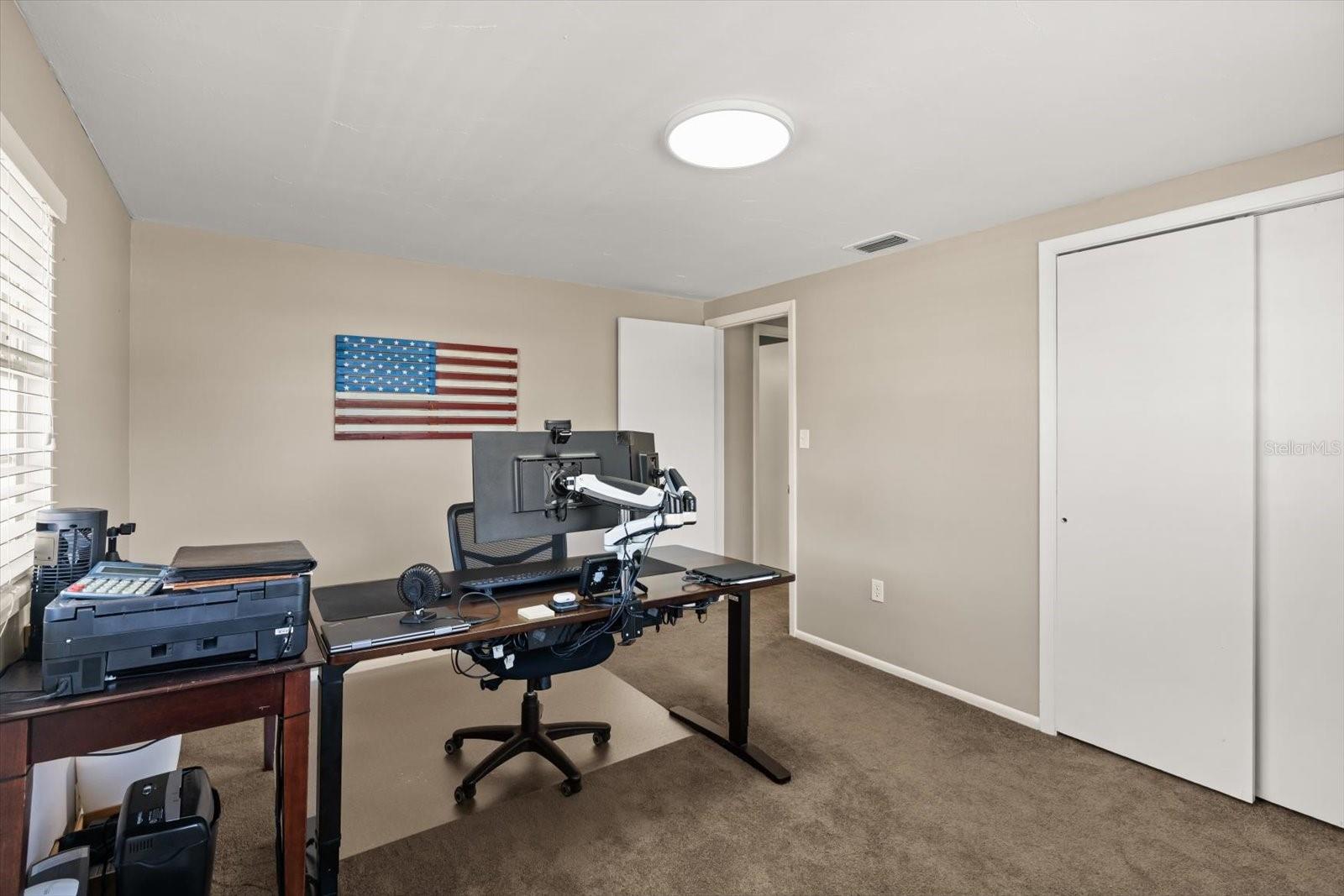 Image 26 of 43 For 2 Steele Street