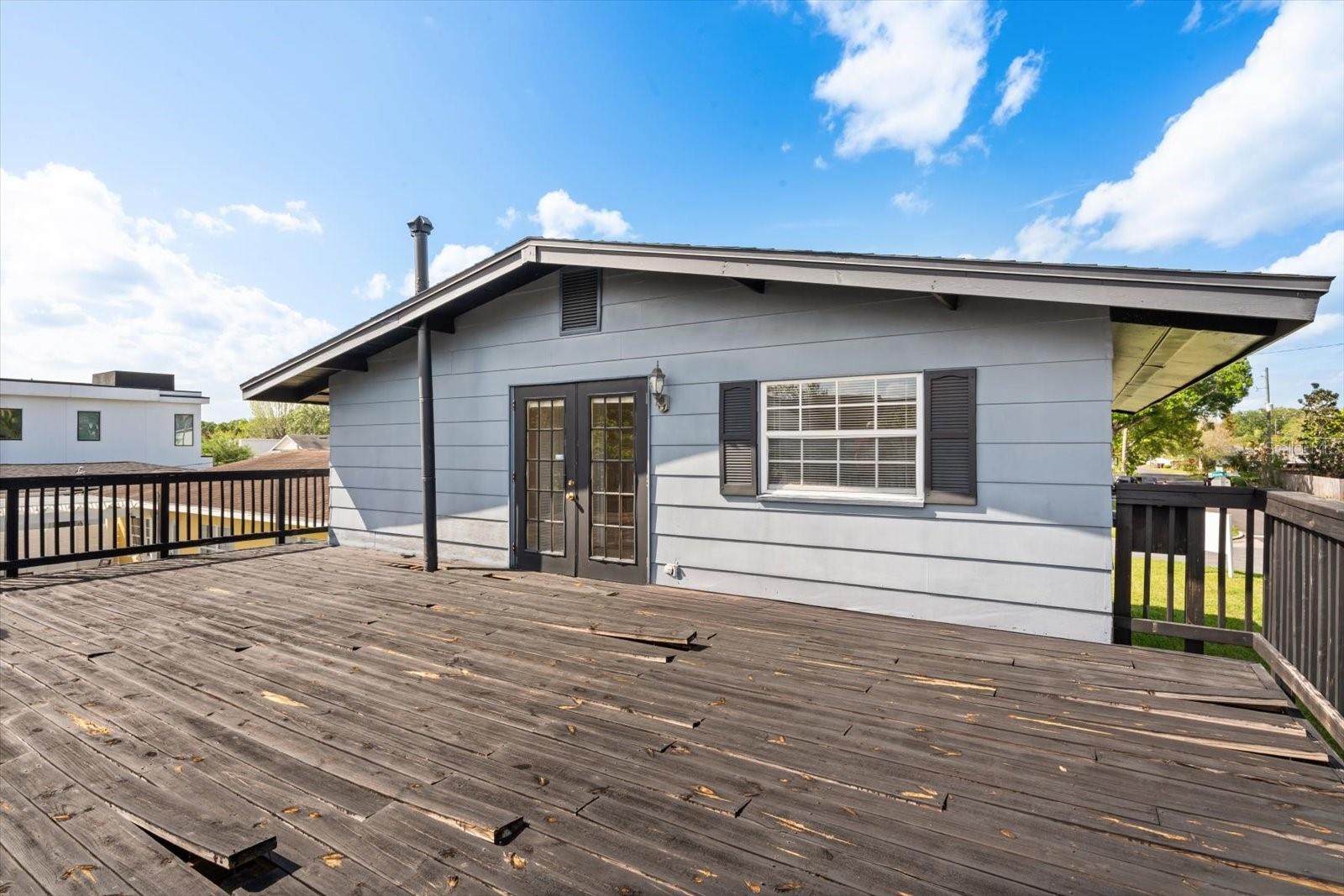 Image 27 of 43 For 2 Steele Street