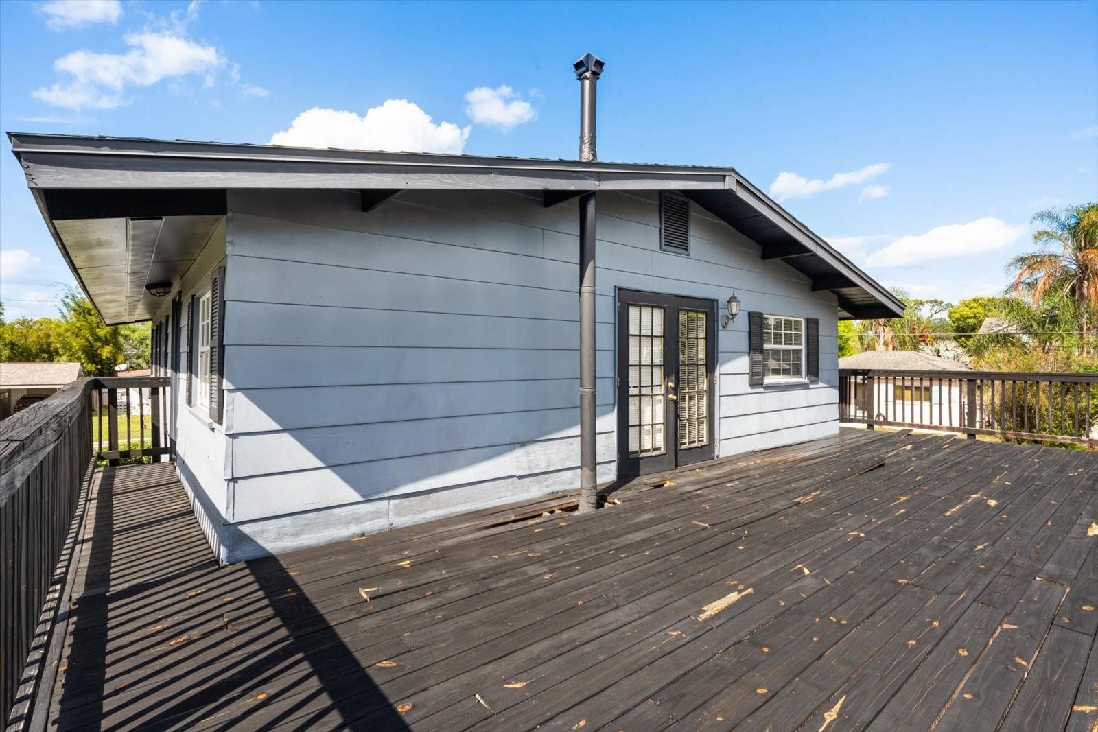 Image 28 of 43 For 2 Steele Street