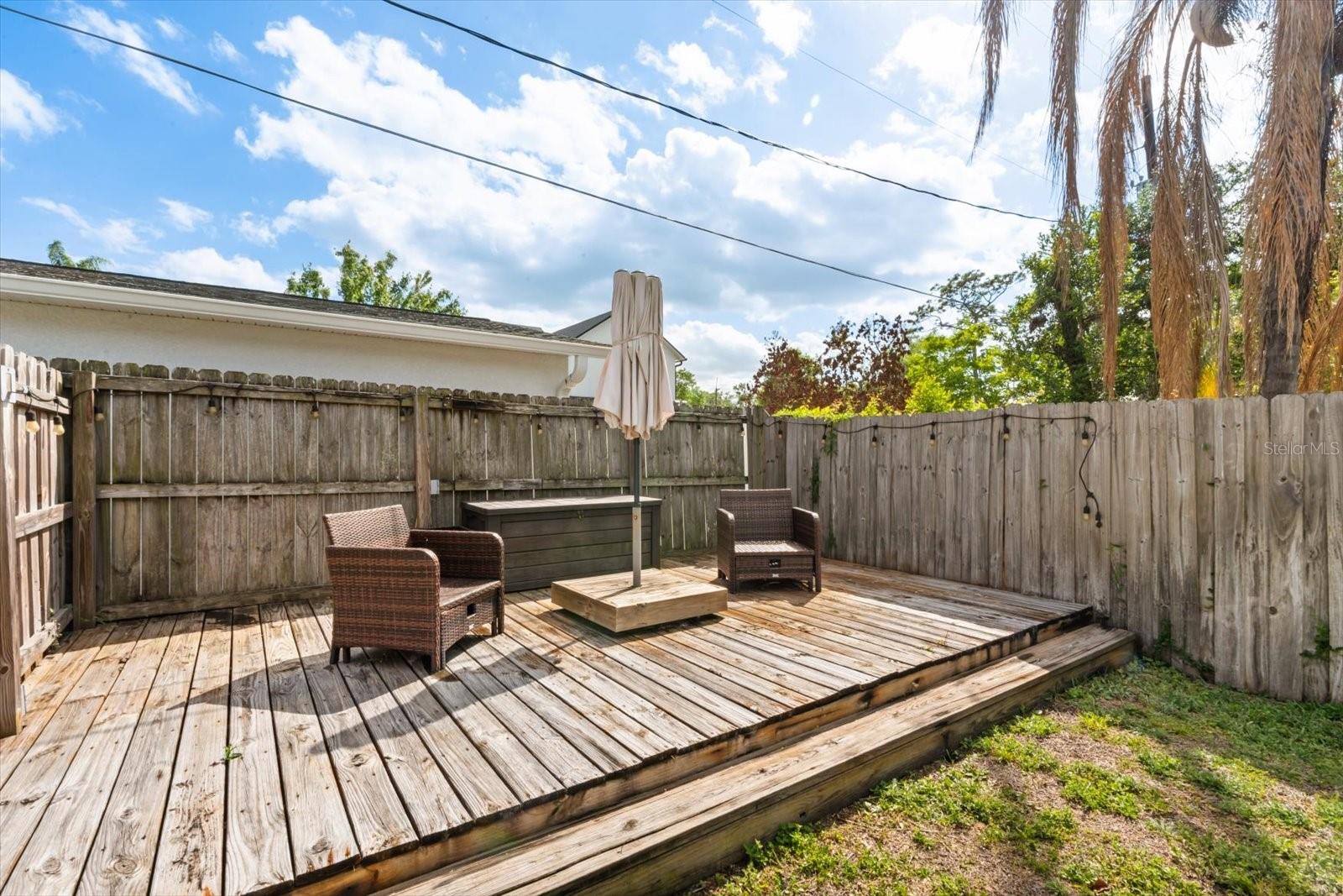 Image 40 of 43 For 2 Steele Street