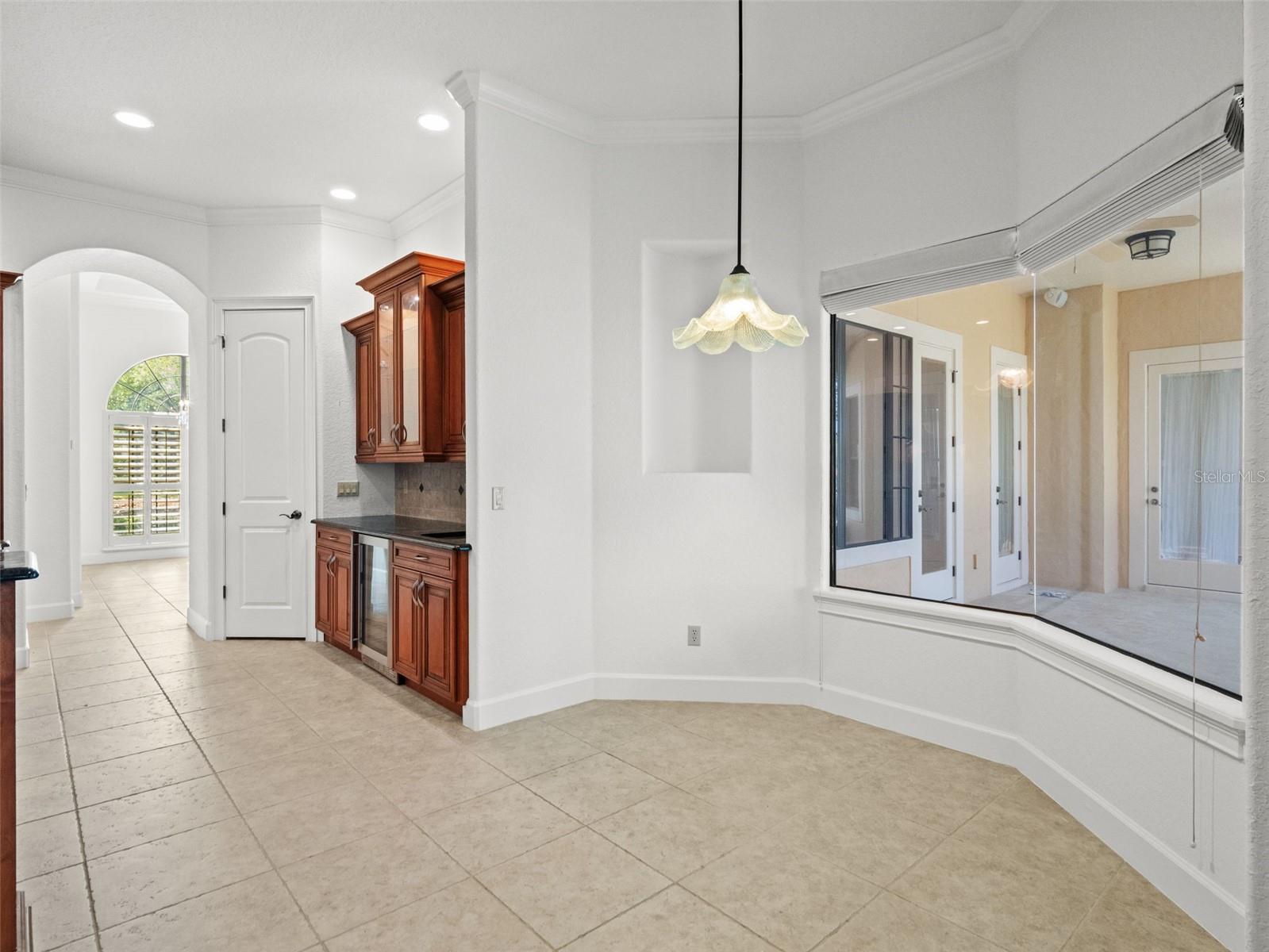 Image 12 of 52 For 5236 Shoreline Circle