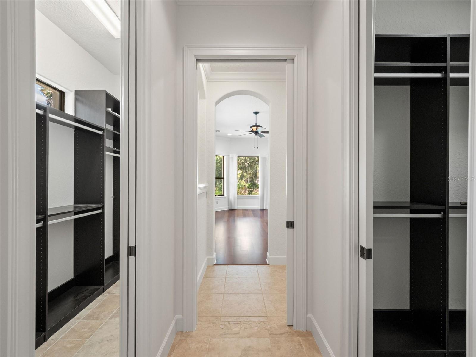 Image 22 of 52 For 5236 Shoreline Circle