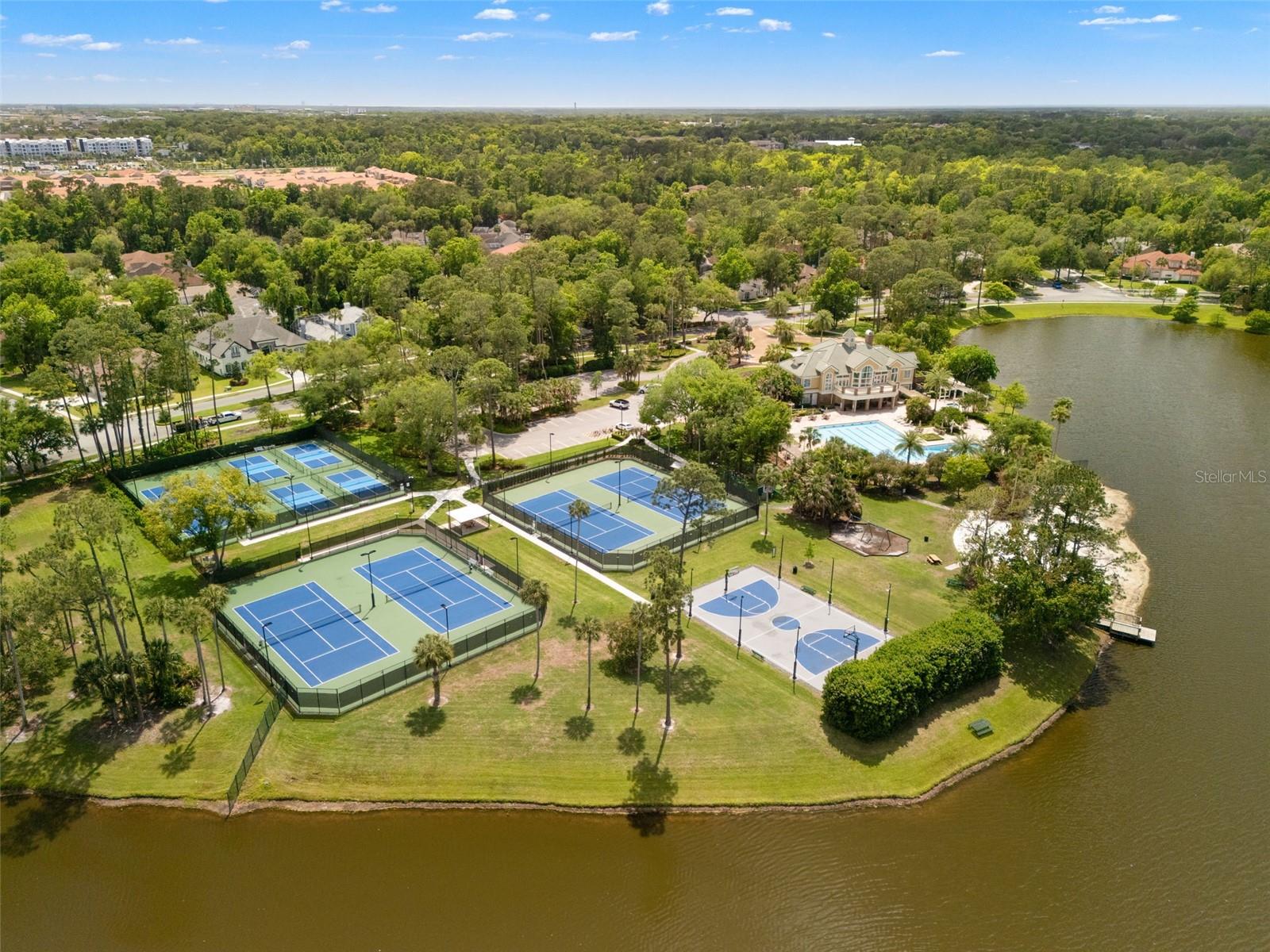 Image 39 of 52 For 5236 Shoreline Circle