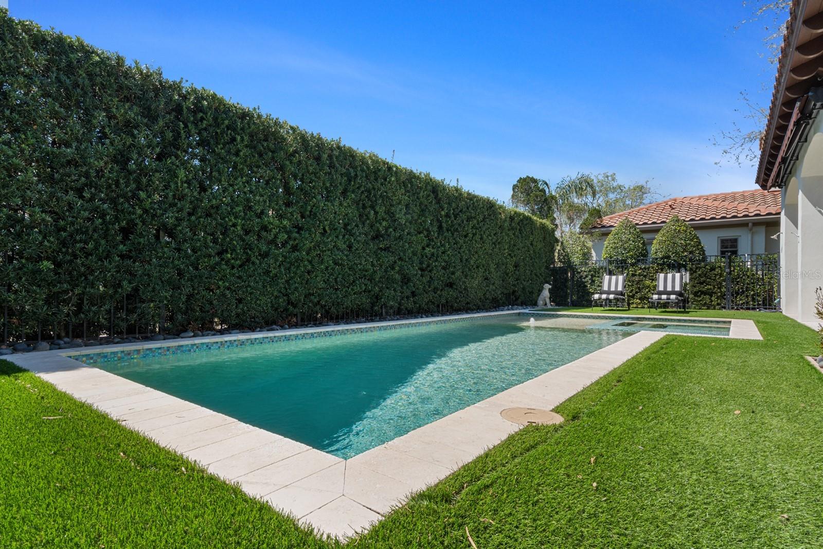 Image 4 of 30 For 1636 Elizabeths Walk