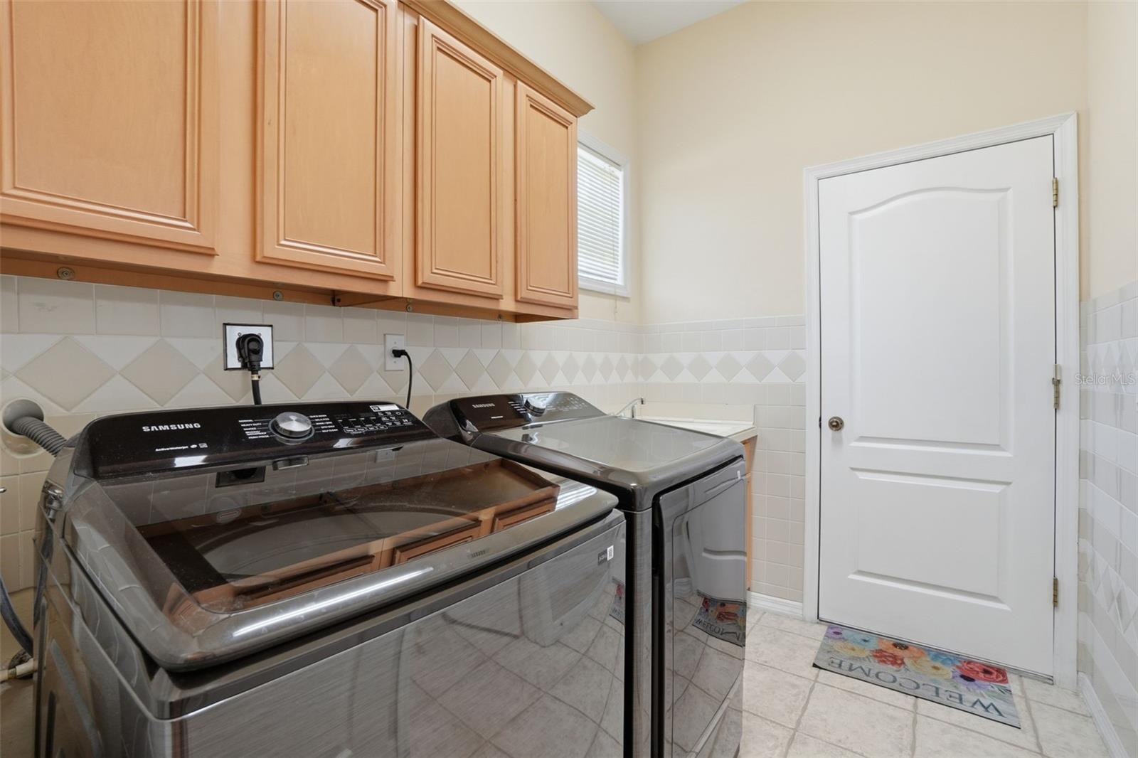 Image 31 of 41 For 4230 Cranmore Court