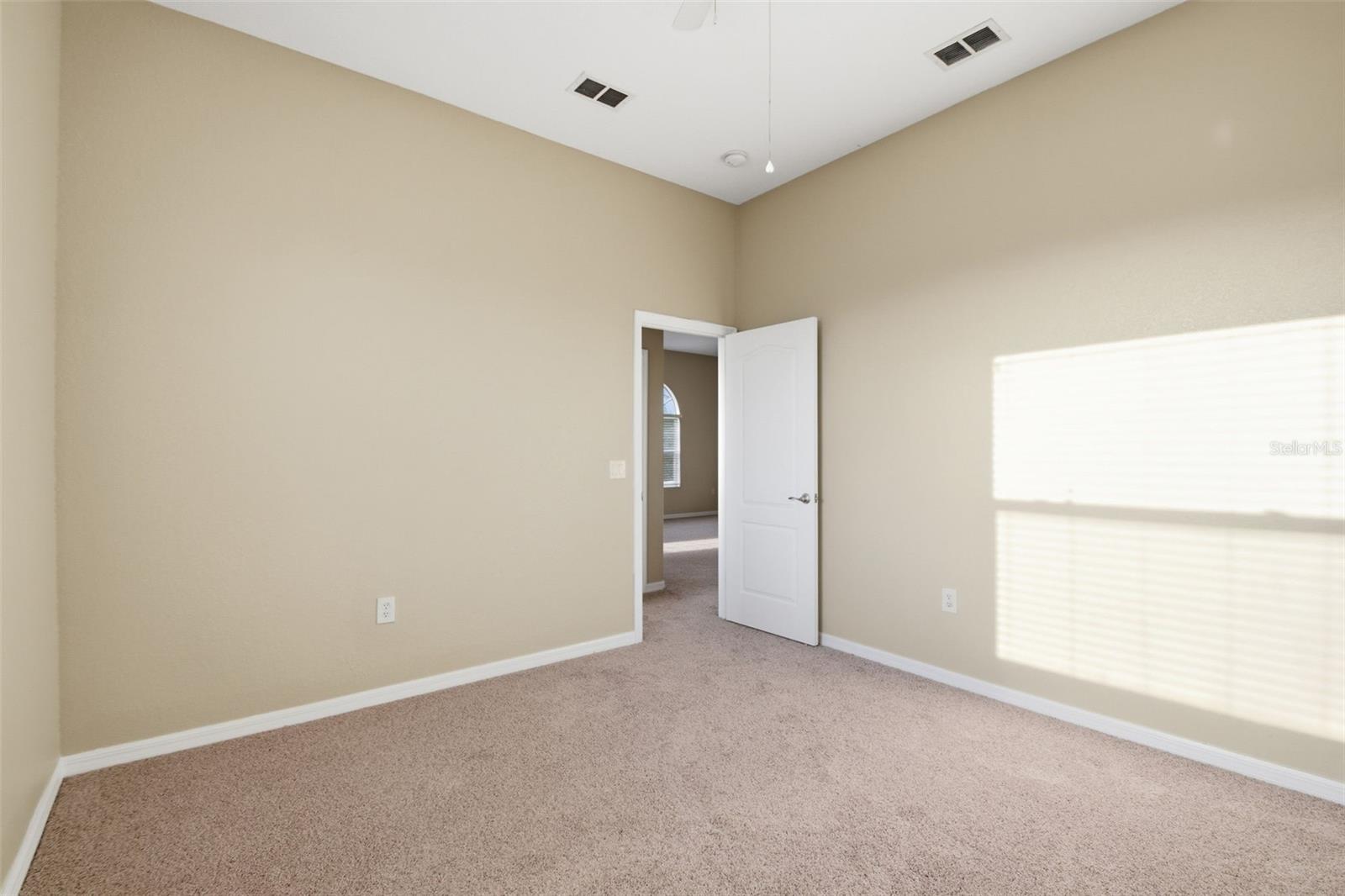 Image 43 of 74 For 12408 Natureview Circle