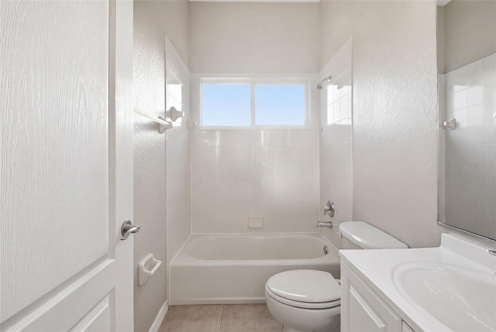 Image 60 of 74 For 12408 Natureview Circle