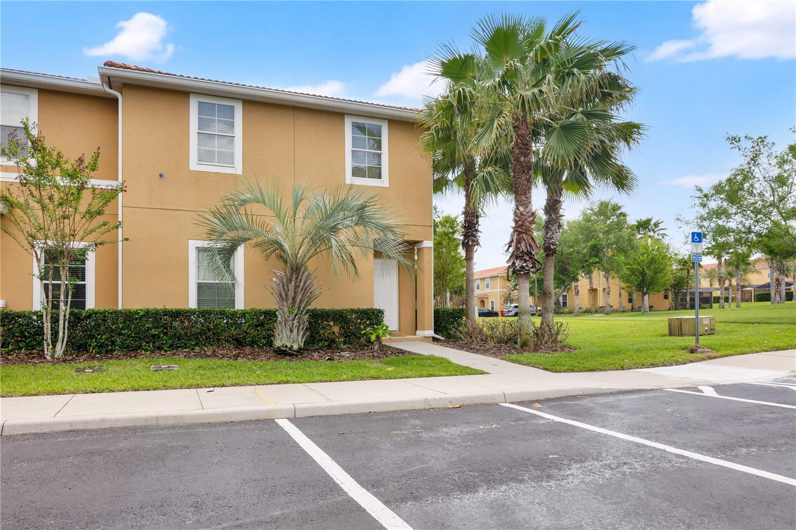 Details for 3012 Secret Lake Drive, KISSIMMEE, FL 34747