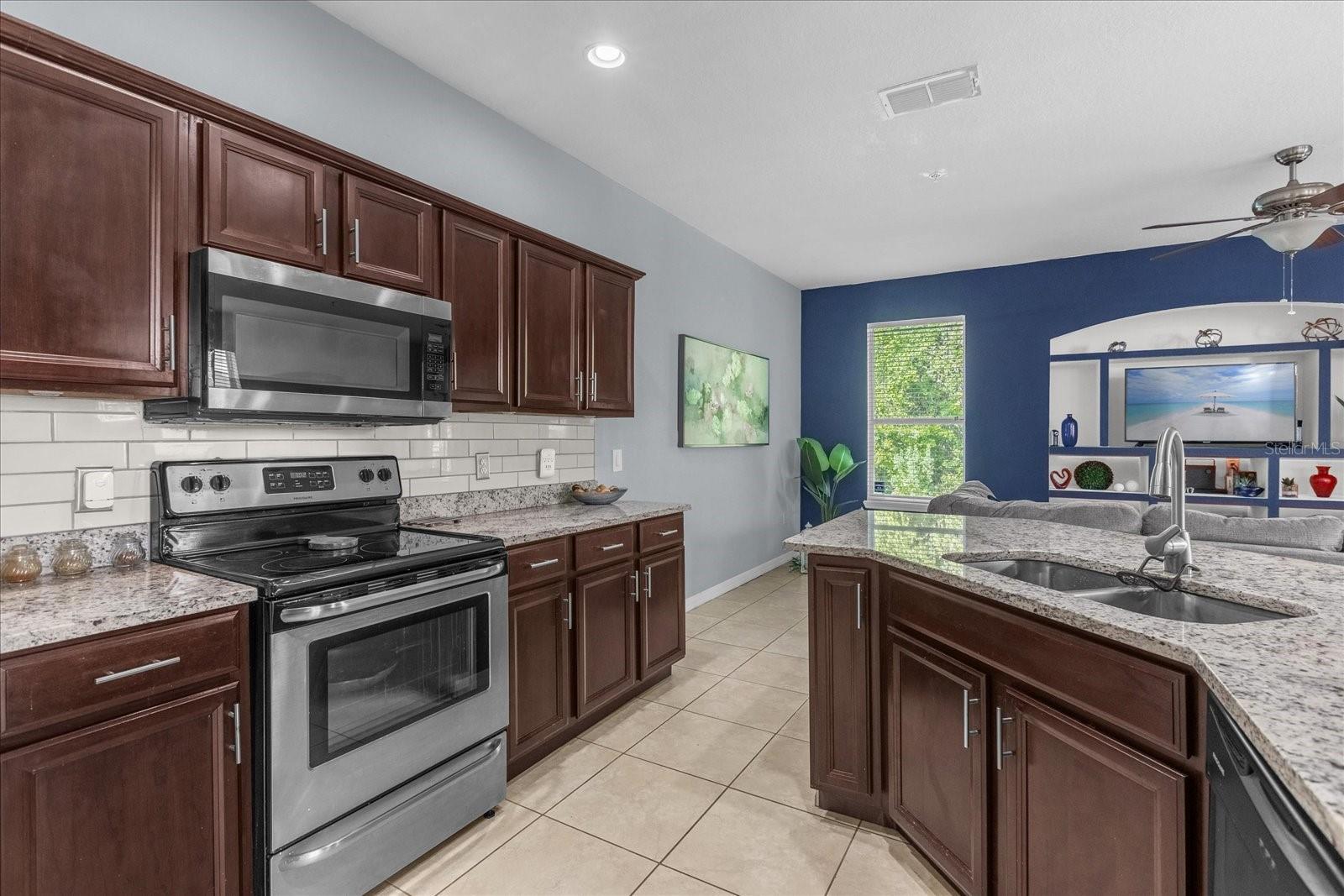 Image 13 of 30 For 6452 Goldenrod Road 26c