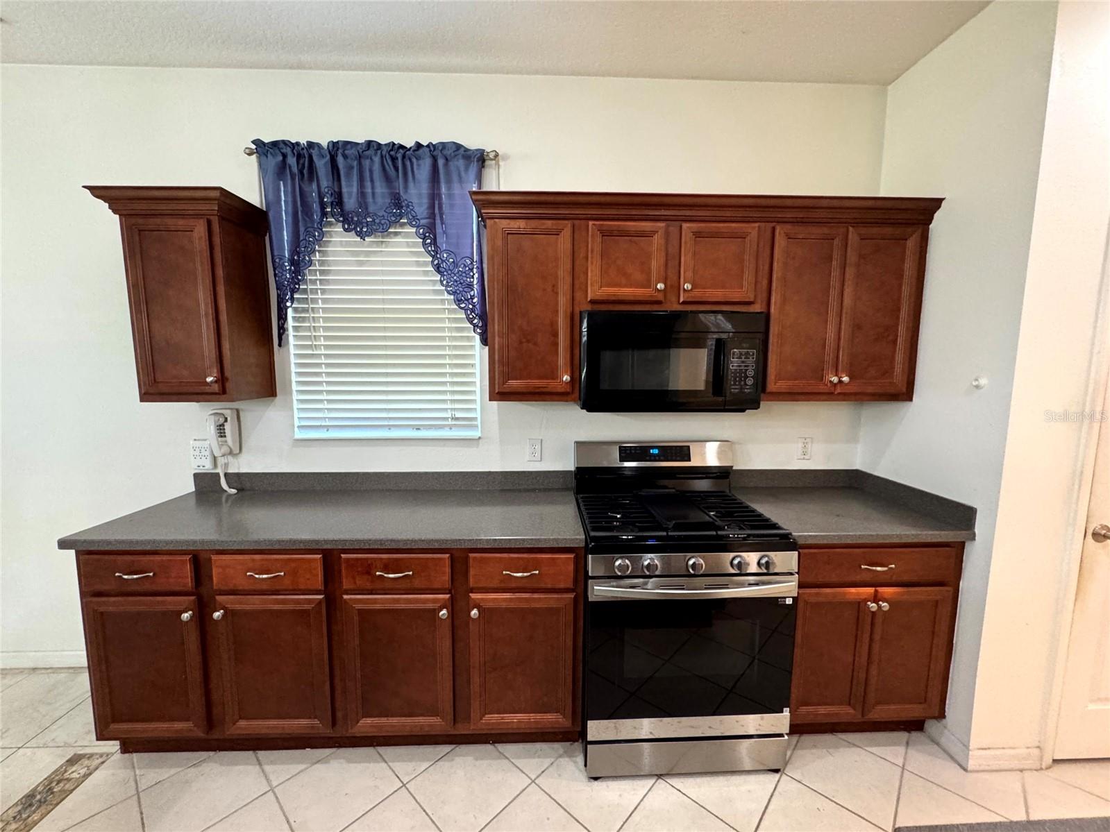 Image 23 of 50 For 26712 Augusta Springs Circle