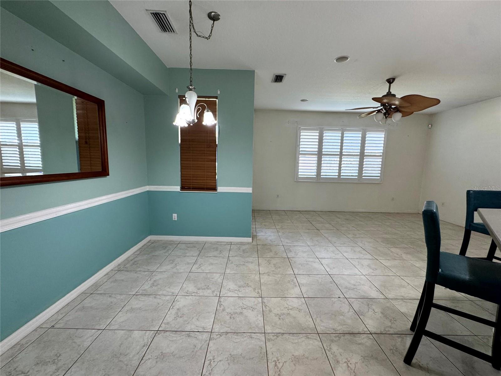 Image 29 of 50 For 26712 Augusta Springs Circle