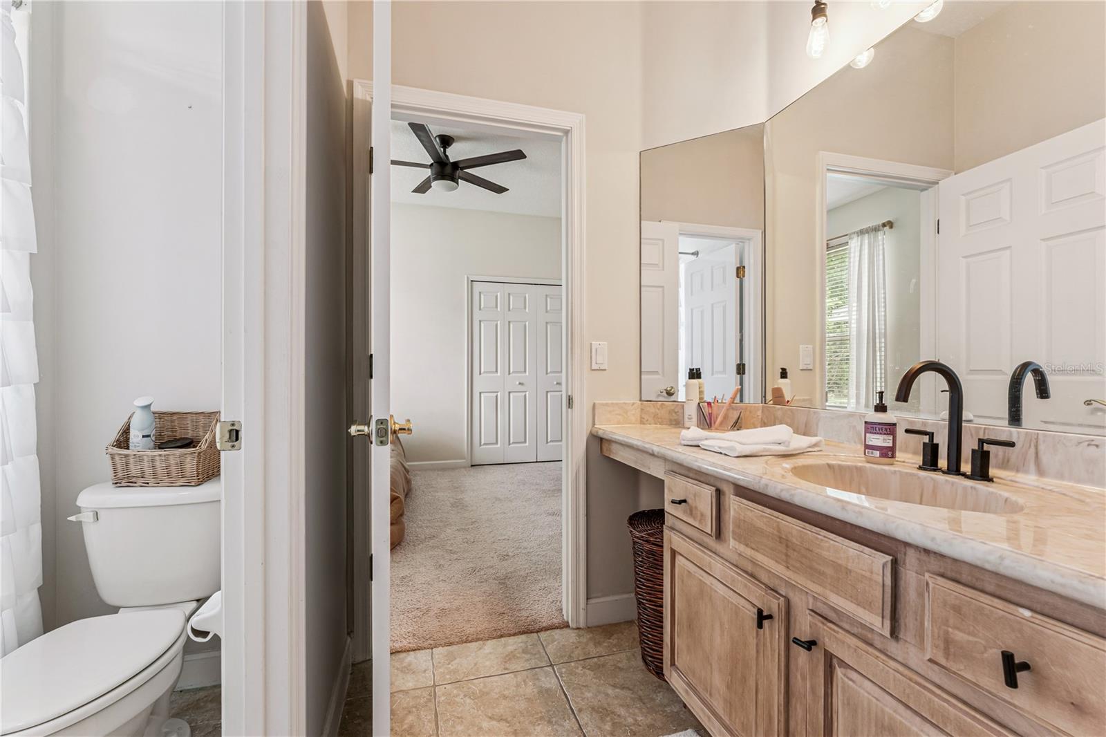 Image 19 of 27 For 1949 Deerview Place