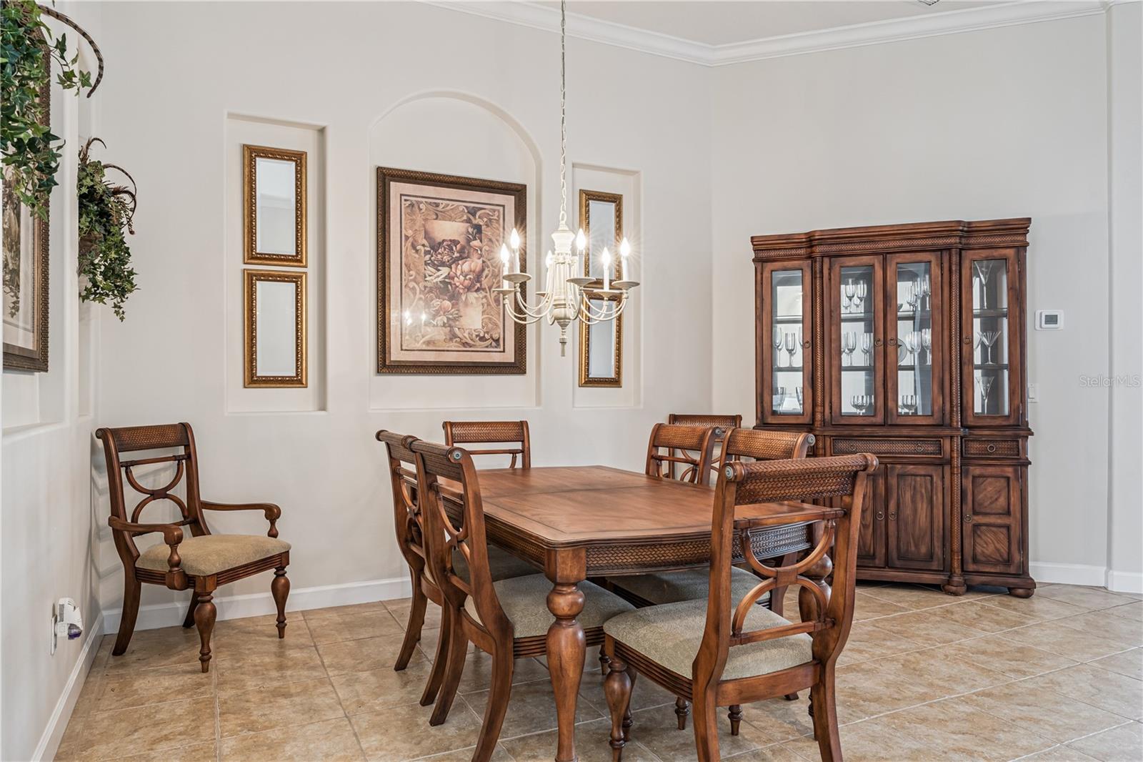 Image 4 of 27 For 1949 Deerview Place