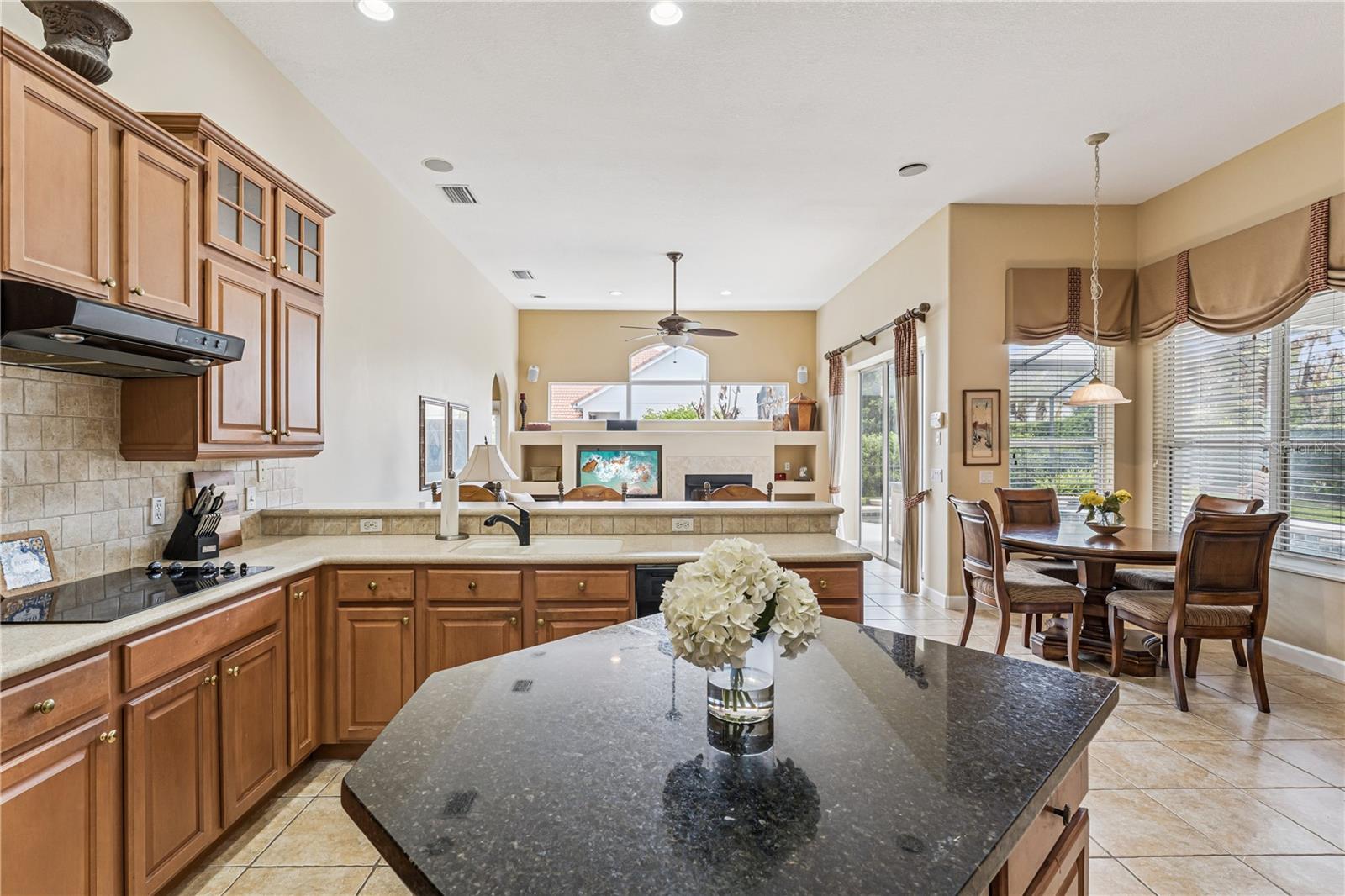 Image 9 of 27 For 1949 Deerview Place