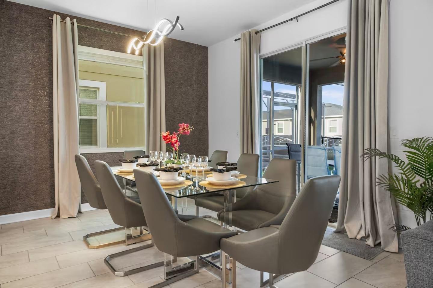 Image 14 of 54 For 1069 Leader Street