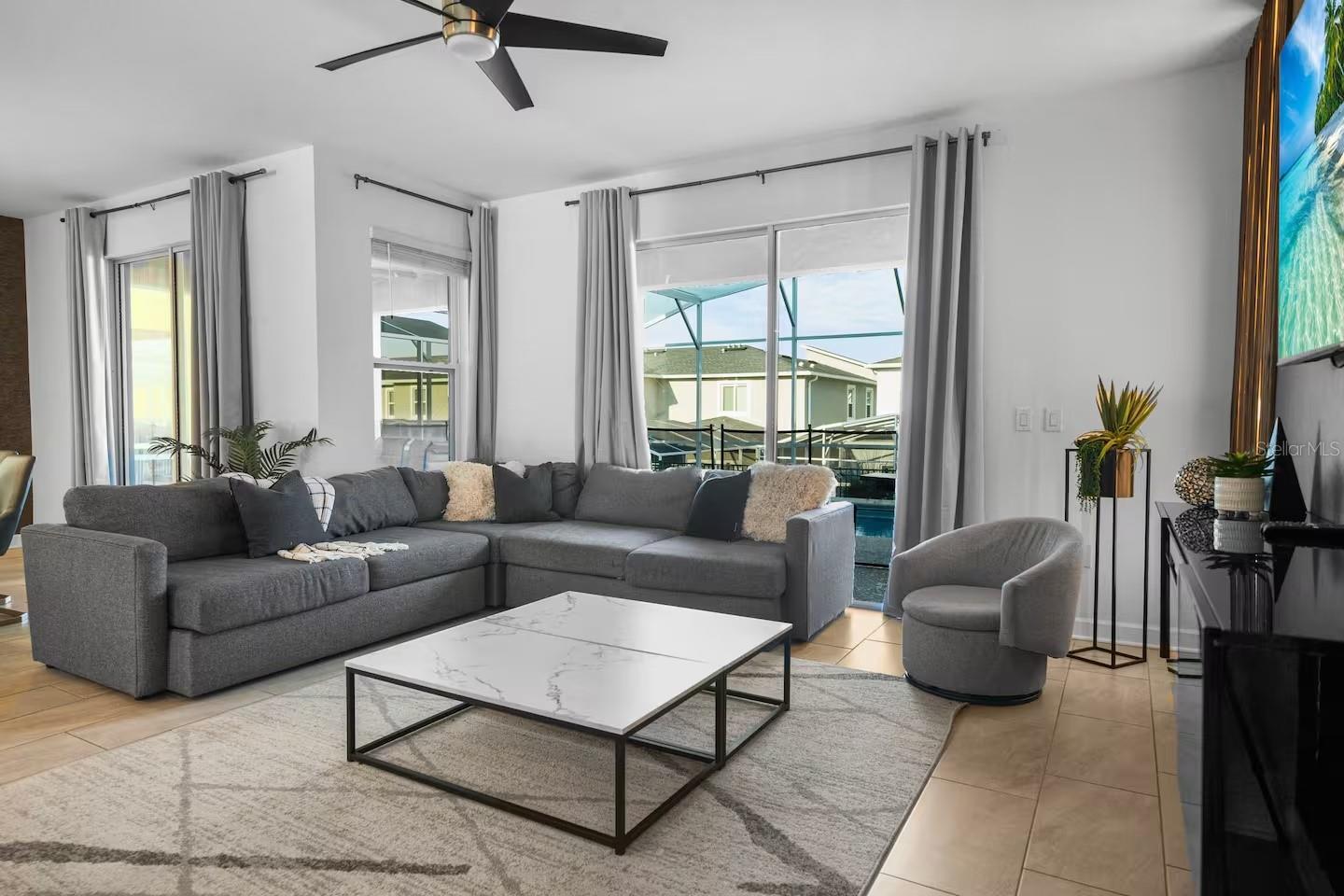 Image 5 of 54 For 1069 Leader Street