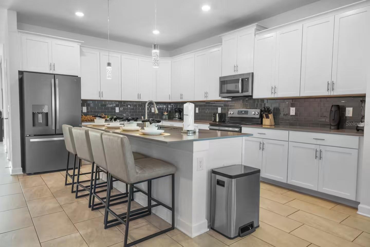 Image 9 of 54 For 1069 Leader Street