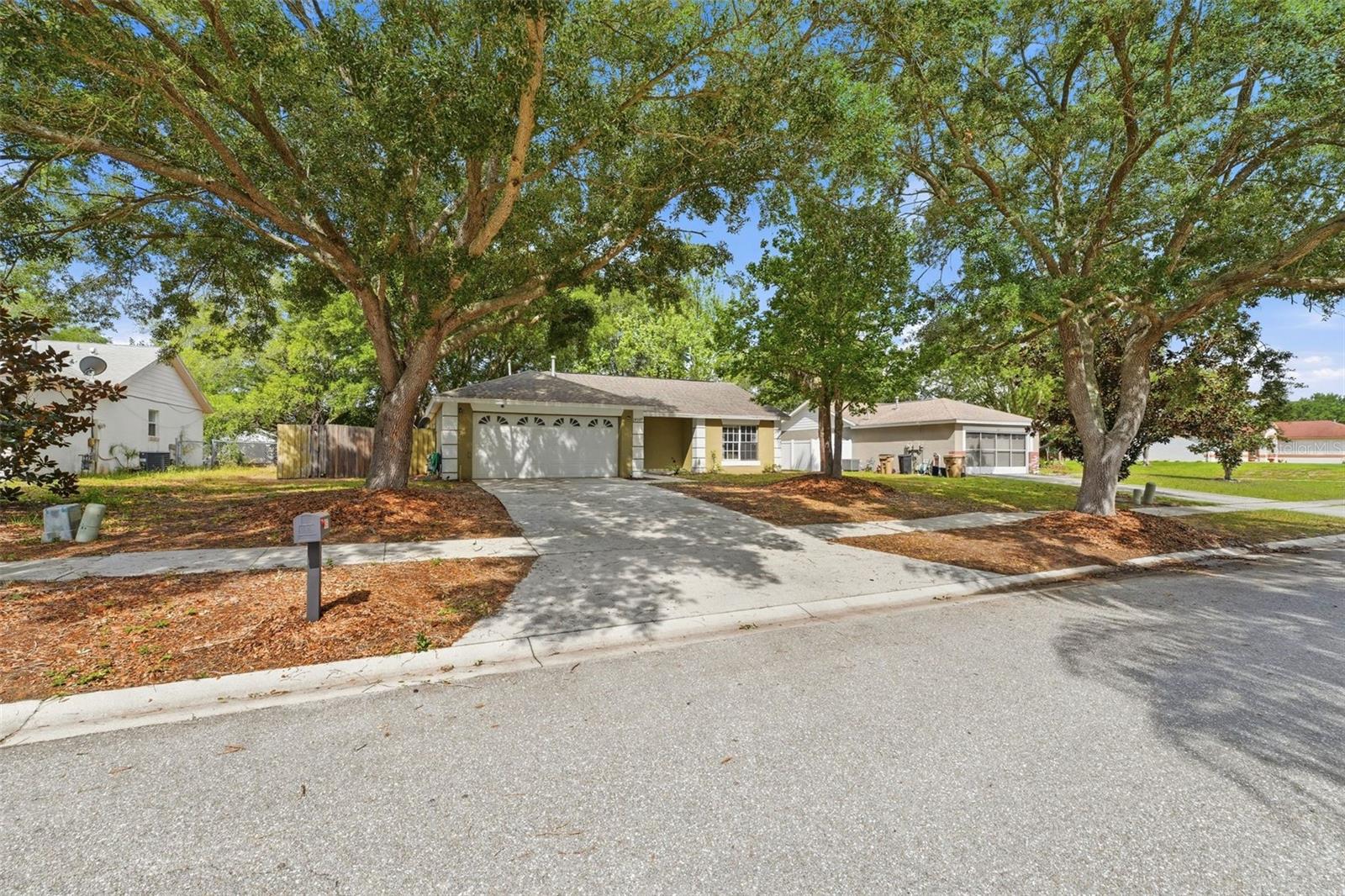 Image 31 of 36 For 14507 Indian Ridge Trail