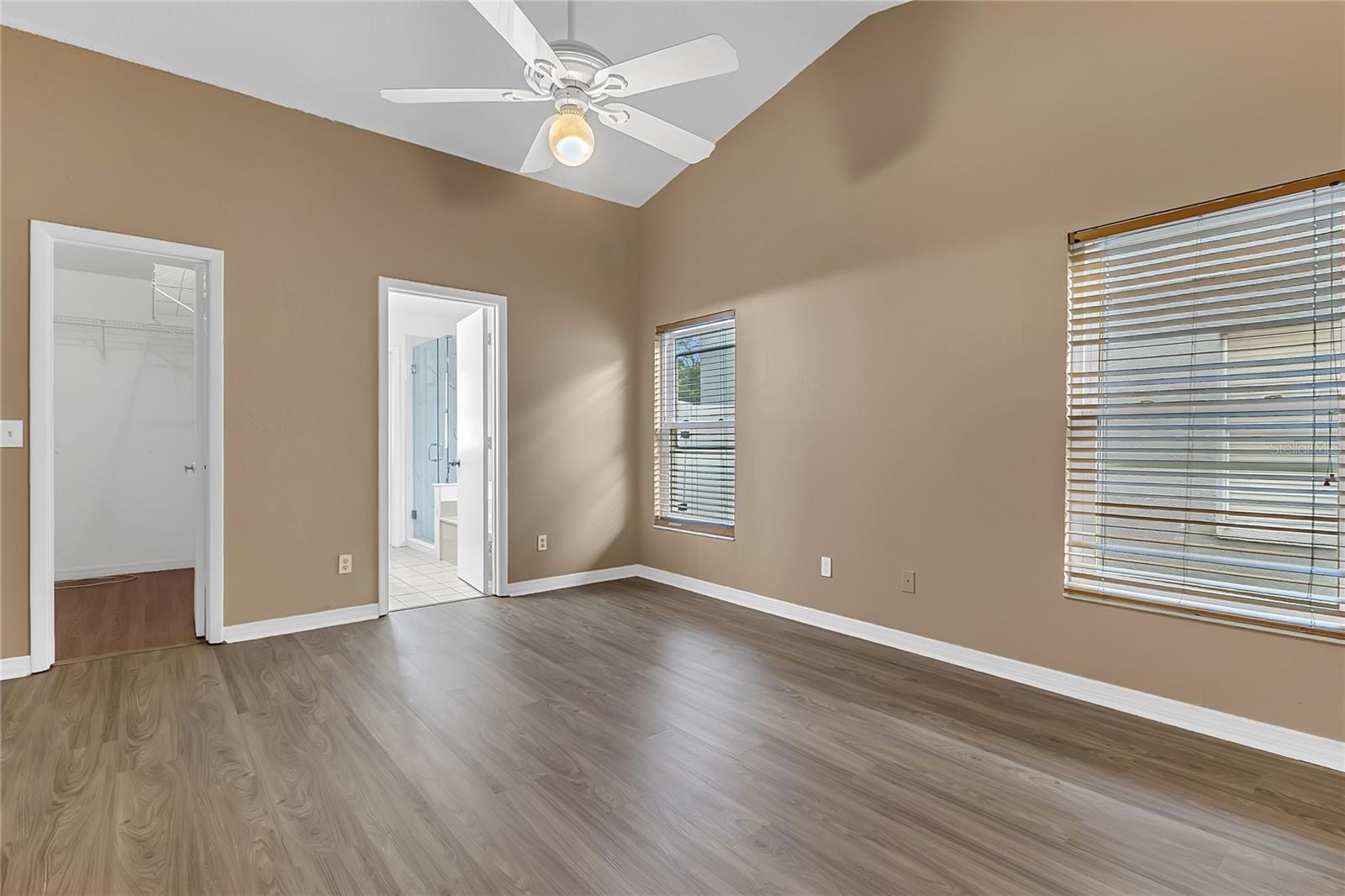 Image 12 of 40 For 12639 Crayford Avenue