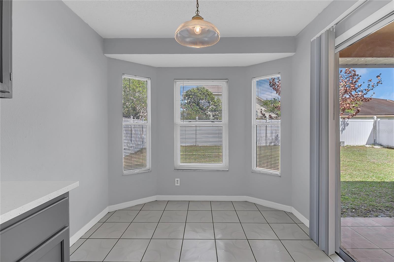 Image 20 of 40 For 12639 Crayford Avenue